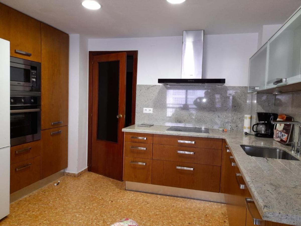 Manila Solo Familias Serviplaya Gandía Exteriör bild