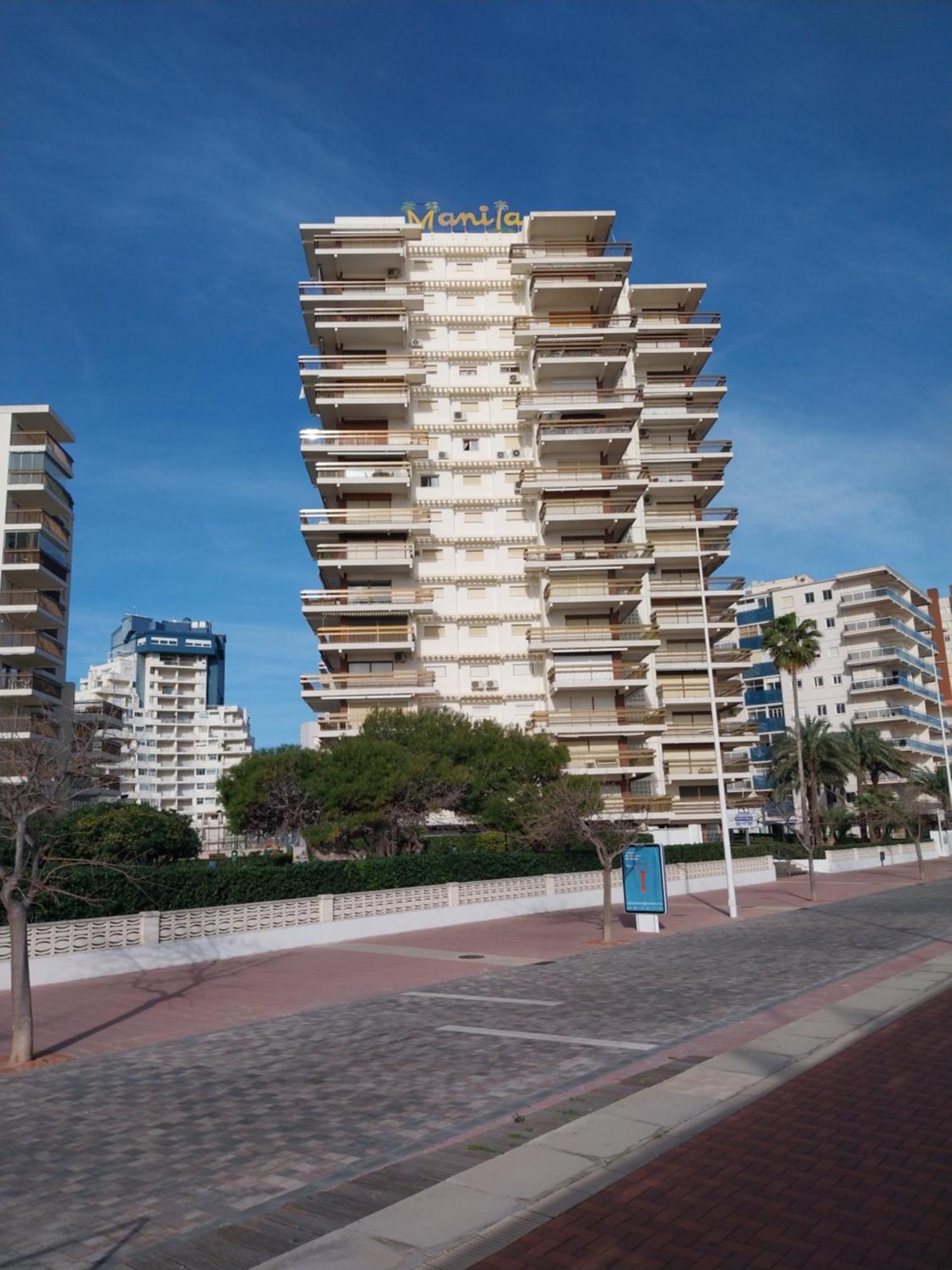 Manila Solo Familias Serviplaya Gandía Exteriör bild